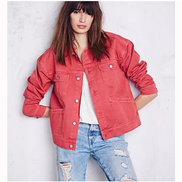 Free People Dropped Shoulder‎ Oversize Boxy Pink Red Trucker Jean Jacket Medium - Picture 1 of 9
